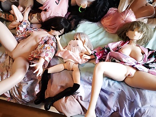 Sex dolls orgy: with 8 beautiful dolls!