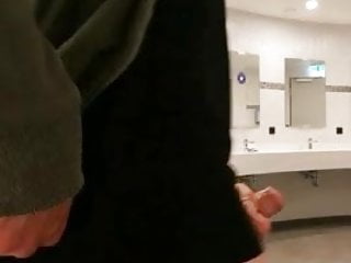 Fag shows off in puclic restroom