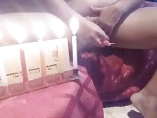 Frum mother masturbate with Hankkah&#039;s candle