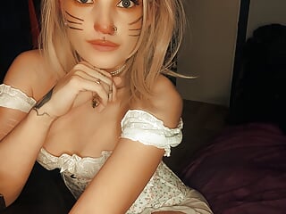 Cosplay tiger girl sucking big hard cock passionately, do you see how much she's enjoying cock?