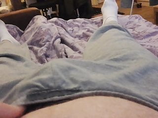 Rot behaarter Vorhautschwanz mega Cumshot gewichst - Bild 3