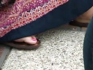 Two asian bitches showing of feet.