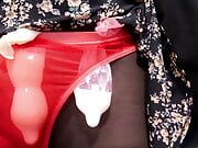 Crossdresser piss and have sperm bombs with it that burst