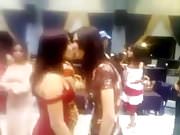 lesbian arab kiss