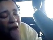 Oops, caught while giving blowjob in the car