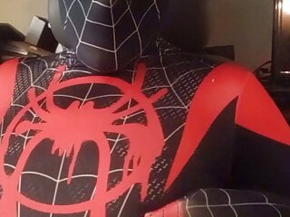 spiderman noir et rouge