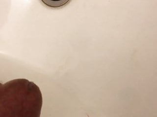 Spraying in the sink