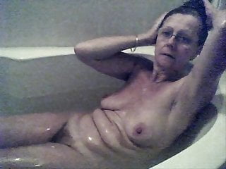 European, Amateur Homemade Wife, MILF, Bath