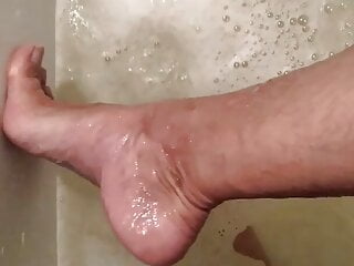 Denkffkinky Water Treatments For Feet With Golden Rain 2...