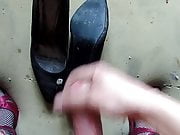 I in sister shoes and cum old shoes my sister