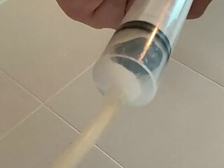  video: Pumped full of cum