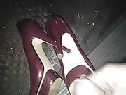 Cumming over gf heels