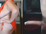 Guy shows his big dick mature BBW on webcam 