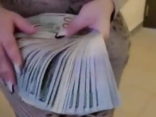 cheats on his wife with an extremely curvy chick