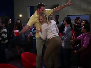 Beth Behrs - 2 Broke Girls s06e05