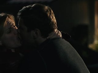 Anna, Anna Paquin, Scenes, Music