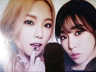 SNSD Taeyeon and Tiffany cum tribute
