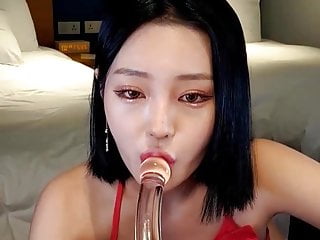 Kissing Hogtied Koreans video: Korean bj, sexy Christmas