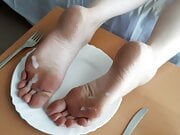 a rather unusual dish of cummy soles +Toef