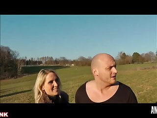 JuliaPink: Outdoor gefickt