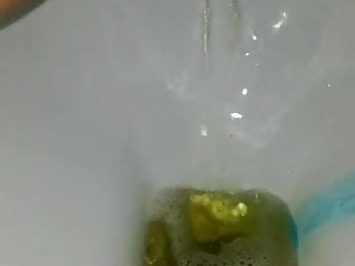 Meine freundin kann es sehr gut pissen