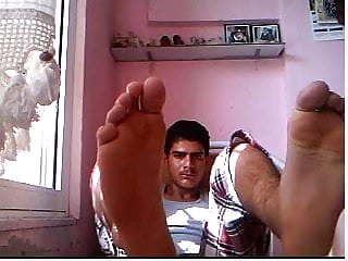 Straight guys feet on webcam...