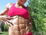 girl ripped abs 