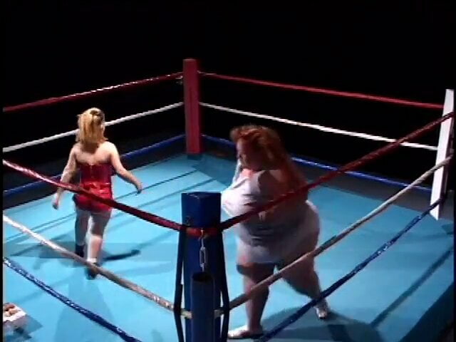 Watch the fat midget and skinny midget fuck each other 