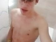 Twink pissing in the shower