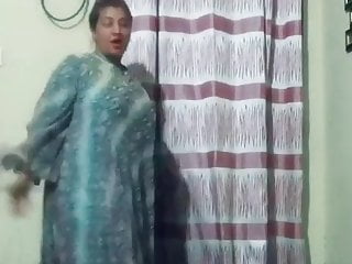 Paki aunty 