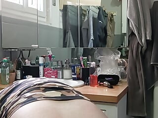 Patty crossdresser is Lara Croft