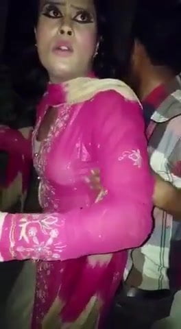 Pakistani Sxx - IN KARACHI A PAKISTAN TEEN AGE COUPLE HAVING SEX ON DATE - Having ...