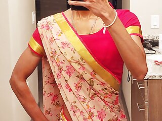 Sri Lankan Sissy In Saree Leaked