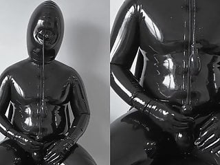 Edging In Full Latex And Inflateble Hood