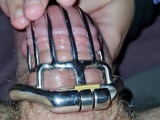 Caged, Amatuercouple28, Ballbusting in, Cock Lock