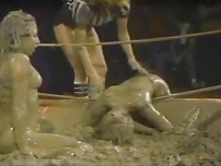 Wrestling, Mud Wrestling, Sue, Fighting