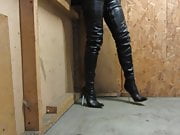My Old Crotch Boots and tight leggings