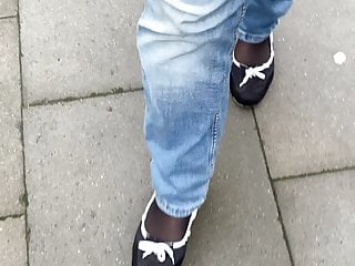 Heels Nylon video: Walk in low Heels and Nylon