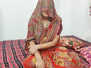 Indian newly married couples first night sex , Indian Dulhon ka suhaagrat me chudai, Indian newly married Bhabhi s painful sex